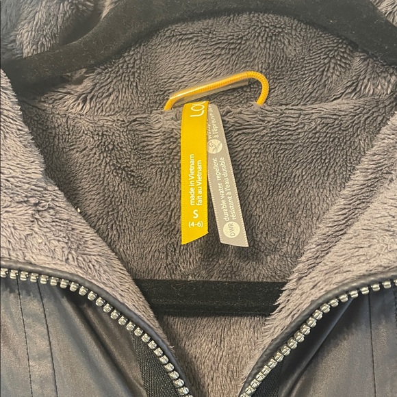 Lole Black Hooded Long Jacket - Picture 2 of 3